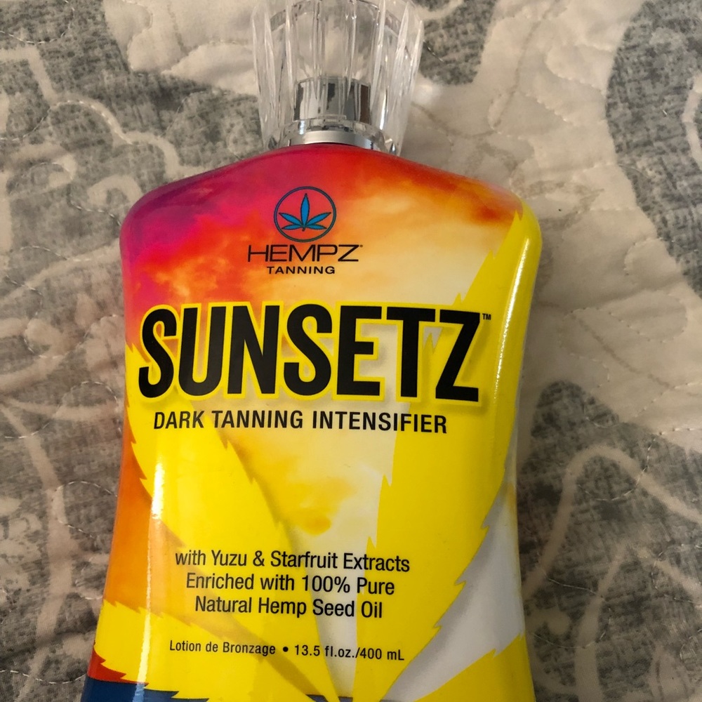 Hempz Tanning Lotion - Sunsetz